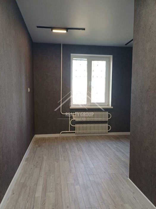 Продаж 1 к. квартири з ремонтом 1 Східний з меблями та технікою. - View 6