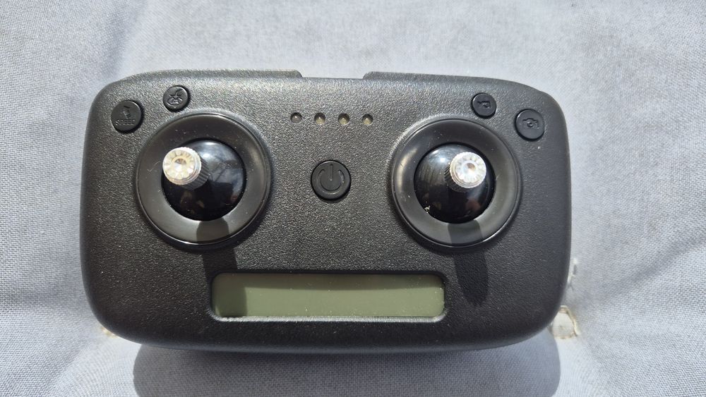 Dron Beast SG 906