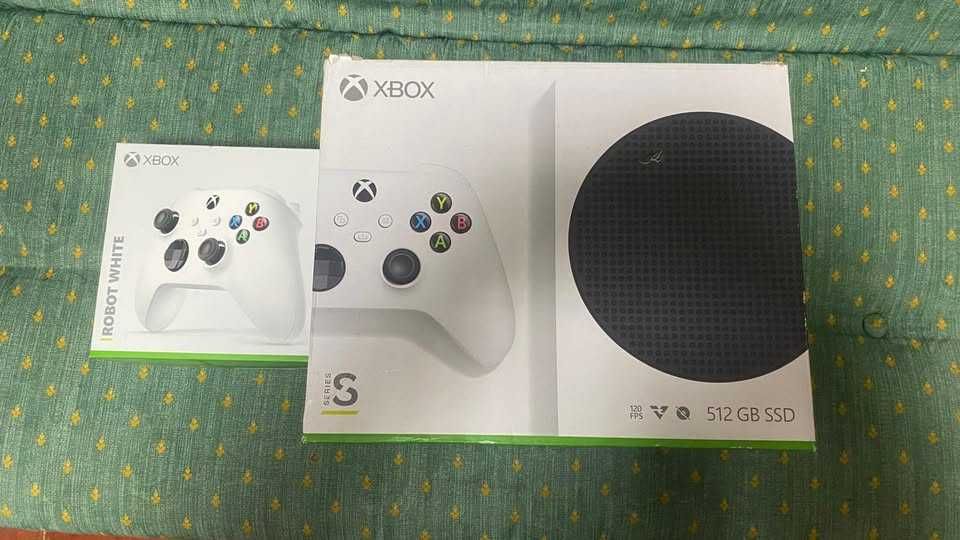 Xbox series X Branco 512GB.