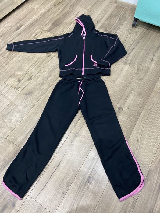 Komplet dresowy S/M czarno rozowy bluza na zamek