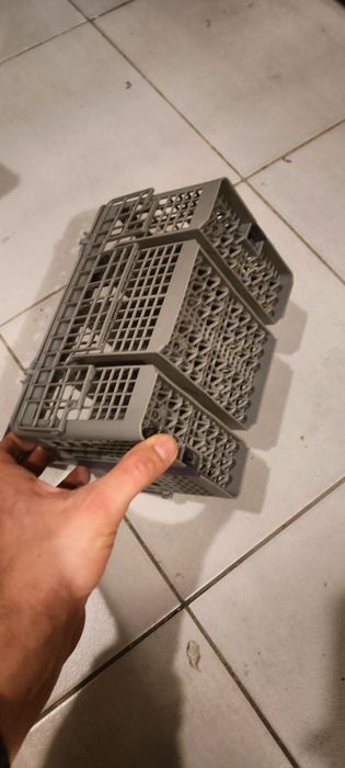 Stojak na kieliszki i sztućce zmywarka BEKO