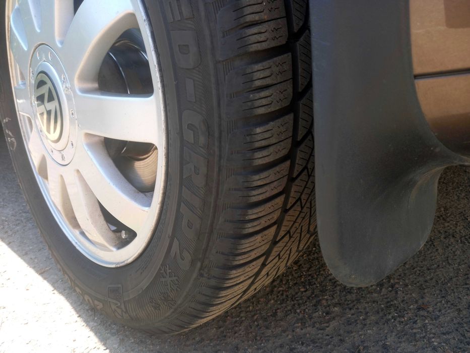 Volkswagen Touran 2011  2.0D AT (140 к.с.) Стан -Хороший.!