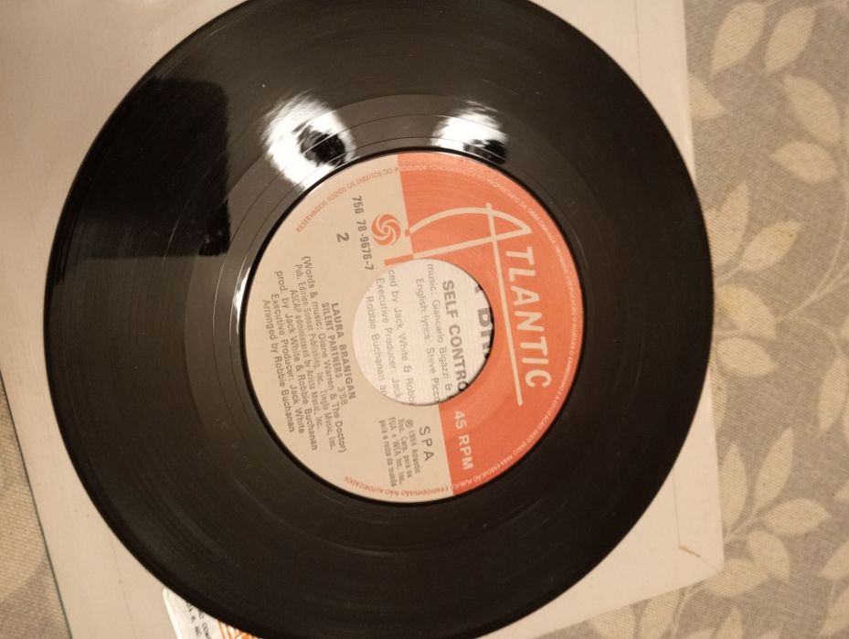 Vinil 7 'pol Laura Branigan c/ singles - self control & silent partner