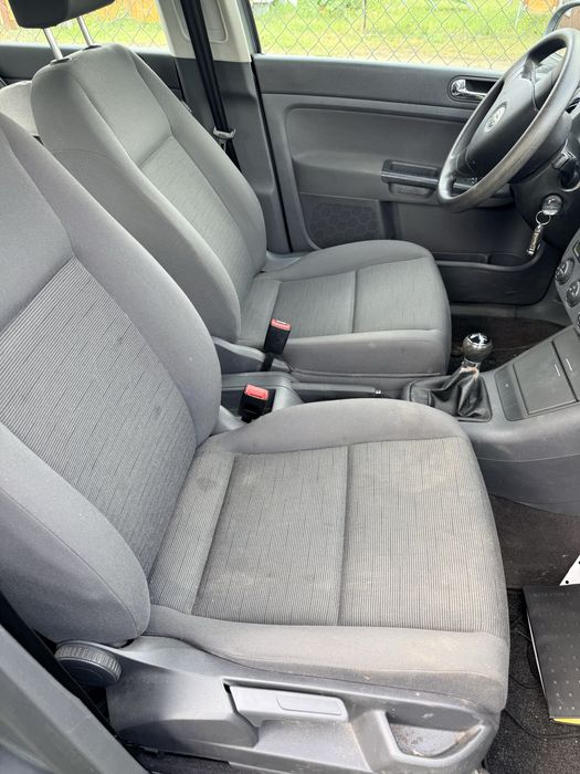 Fotele siedzenia Vw Golf plus komplet
