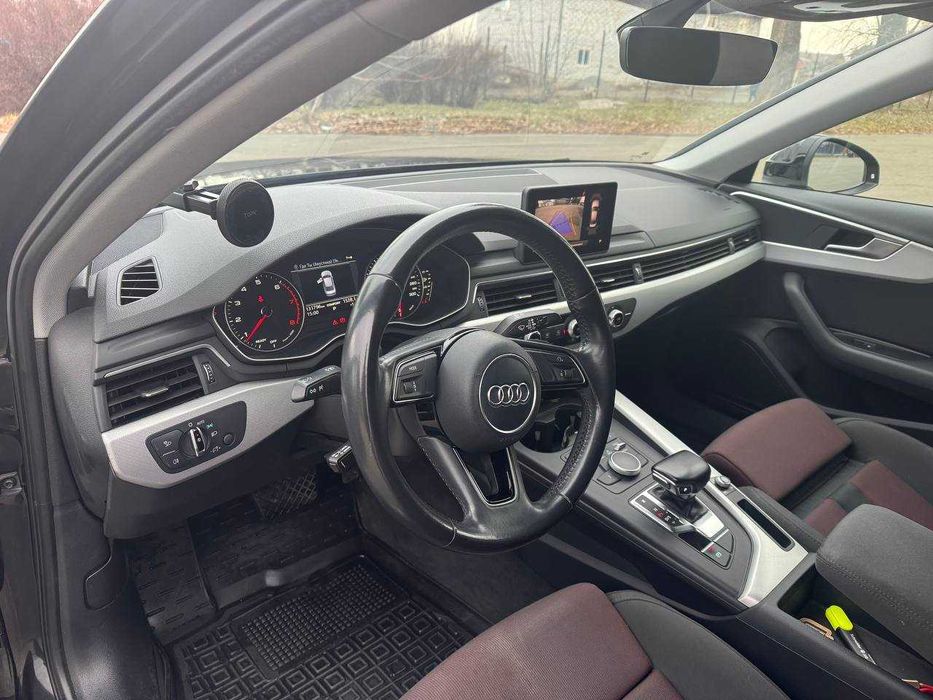 AUDI A4 B9 2.0 TFSI 2016