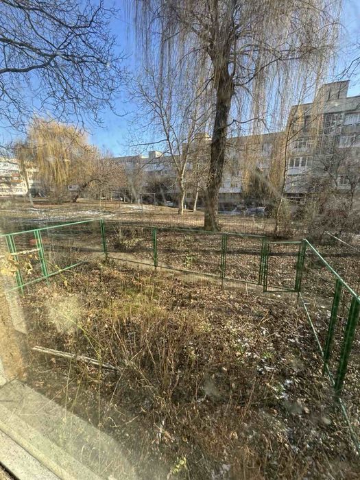 Продам 3-х кімнатну чешку