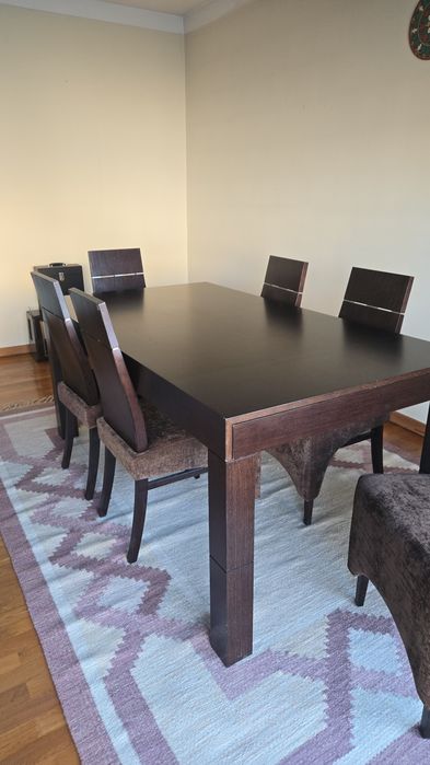 Mesa de jantar com 6 cadeiras
