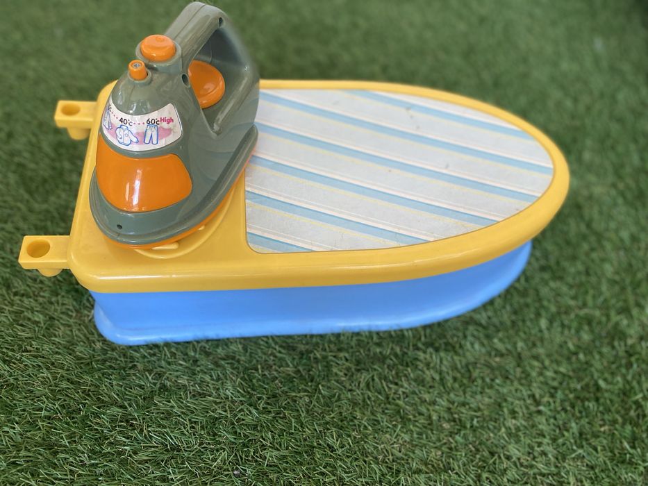 Ferro e tabua de engomar conjunto de brincar