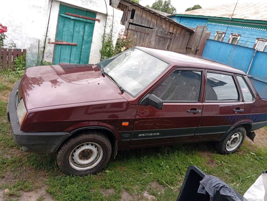 Продам ВАЗ 2199 2007 рік 1.5 бензин