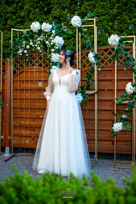Suknia ślubna z rękawami suknia ślubna sukienka ślubna księżniczka tiulowa koraliki Star Brides