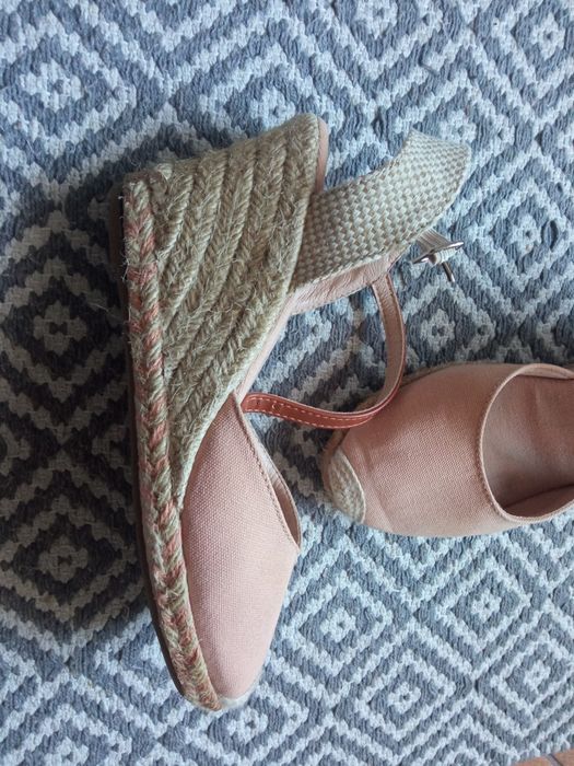Sandały damskie 37- espadryle.
