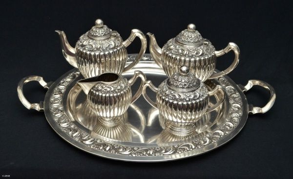 Aneleira antiga em prata portuguesa