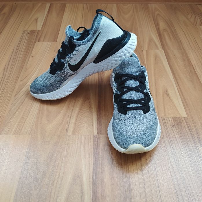 Стильні жіночі кросівки Nike ,38,5