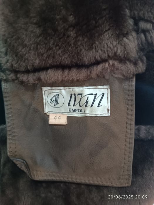 Casaco em pele de carneiro