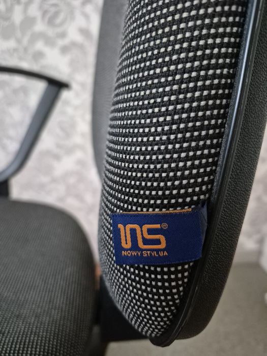 Компьютерный стул, б/у