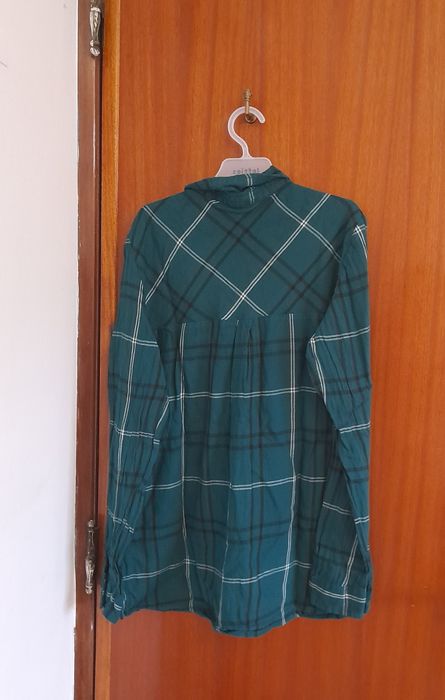 Camisa de manga comprida aos quadrados