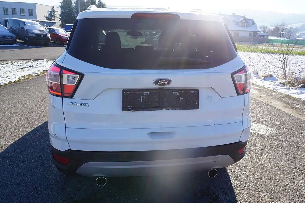 Ford Kuga      2019