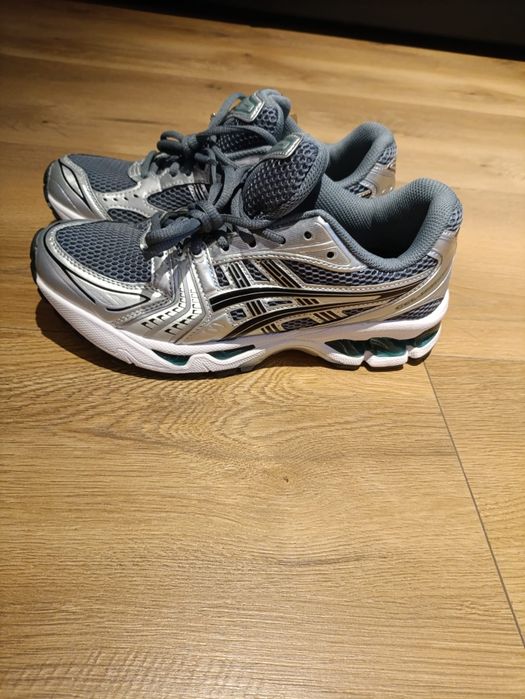 Asisc Gel kayano 14