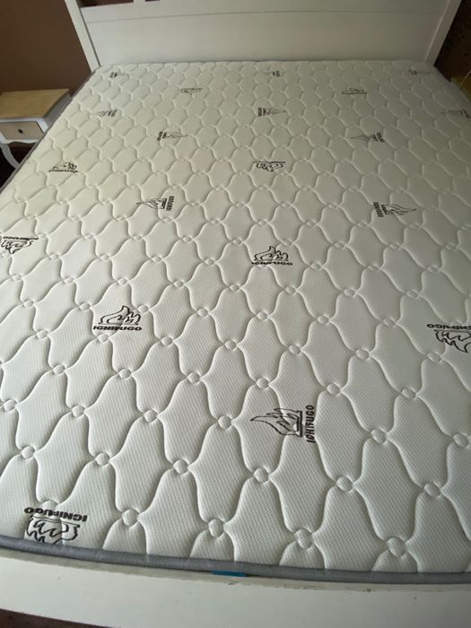 Cama Casal King Size