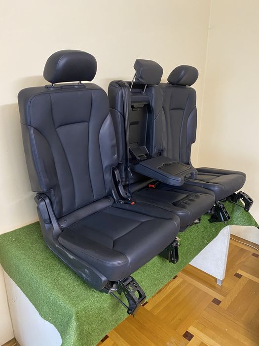 Audi Q7 4M сидіння другий і третій ряд салон чорна шкіра перфорація