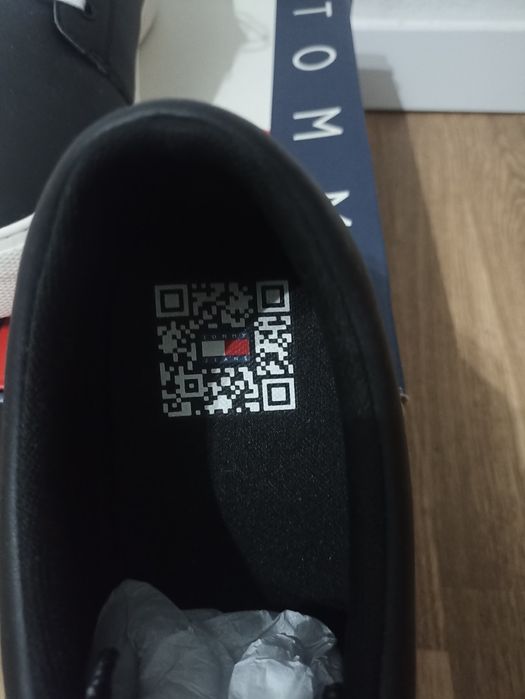 Tênis Tommy Hilfiger