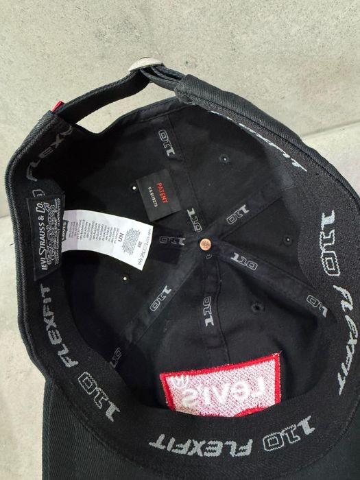 Czapka z daszkiem Levi’s Big Batwing Flex Fit cap.