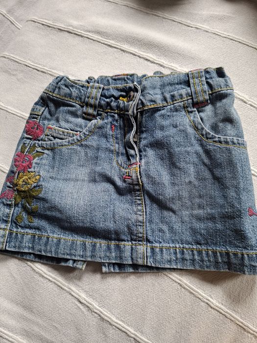 98 spódniczka  jeansowa haftowana krotka