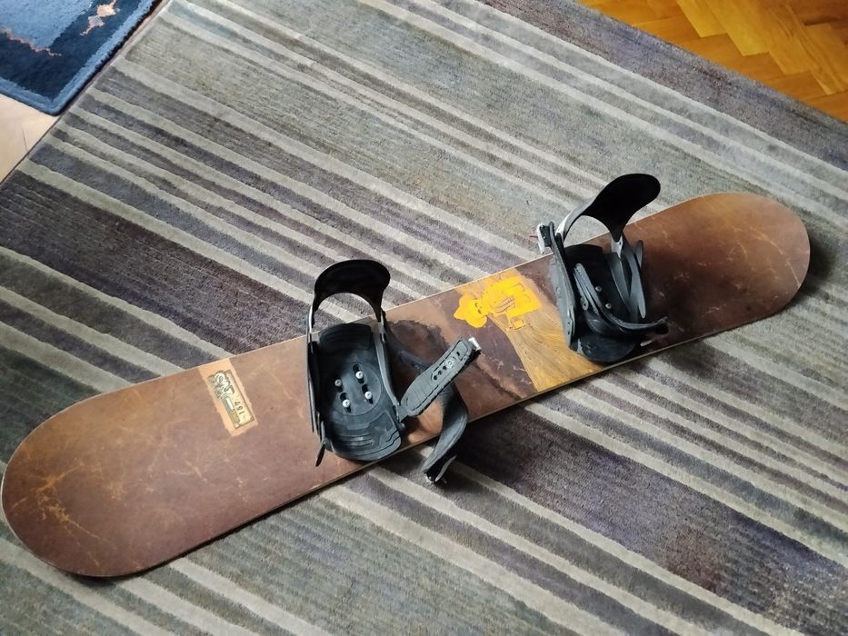 Deska snowboardowa Rossignol używana