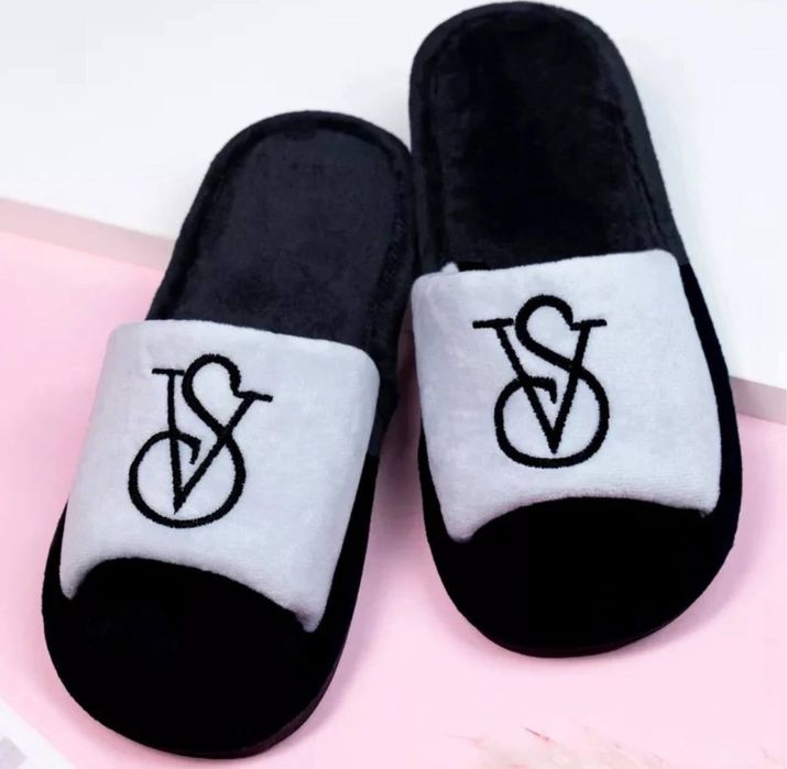 Домашні тапочки Victoria’s Secret