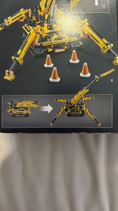 Lego Technic Compact Crawler Crane (42097)