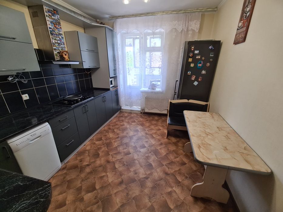 Продаю 2 комнатную квартиру  73 кв.м Северная звезда.