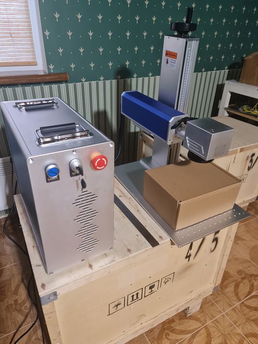 Волоконный лазерный станок гравер RAYCUS 70W: 3 950 $ - Інше обладнання ...