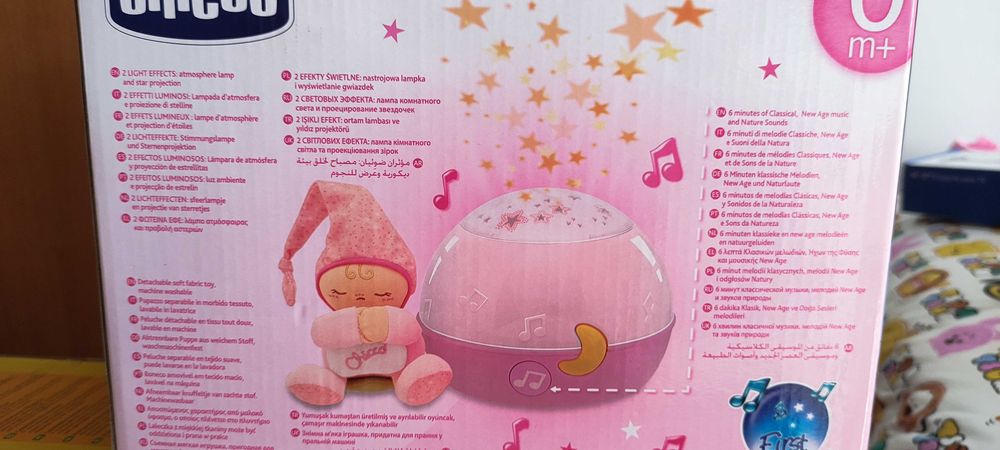 Chicco candeeiro com luz e projetor de estrelas infantil com musica