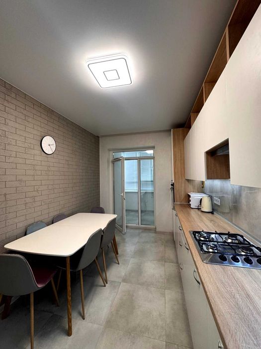 Оренда  1-кімнатної квартири (45 м²) — вул. Зелена, 281Б