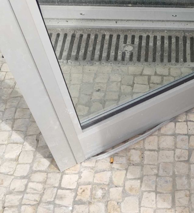 Serralheiro de Alumínio – Reparações e Pequenos Trabalhos (Guimarães)