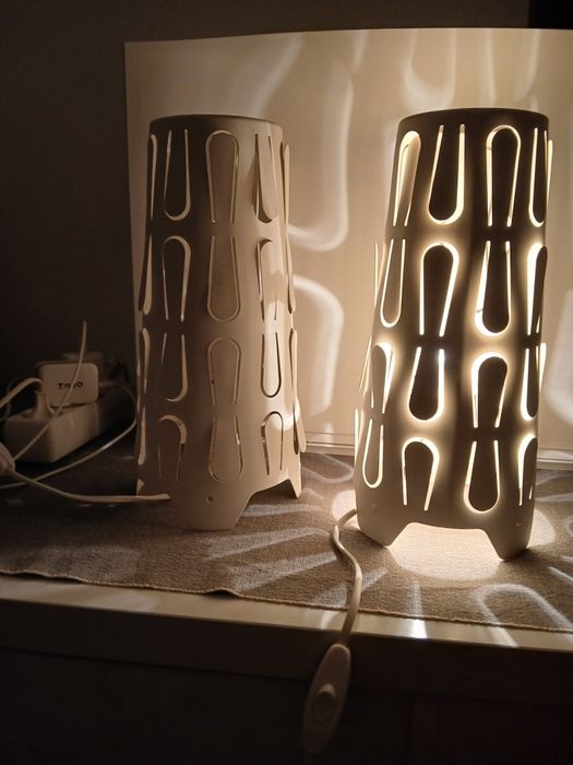 Candieeiros  branco de metal ikea