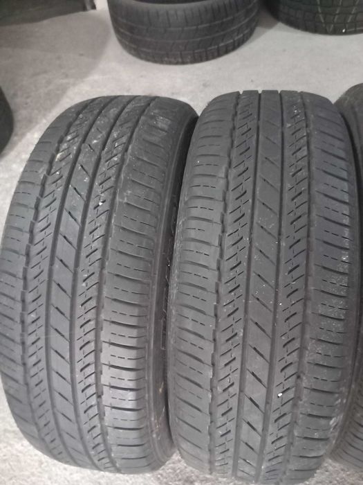4 Pneus 225/55R18 Bridgestone