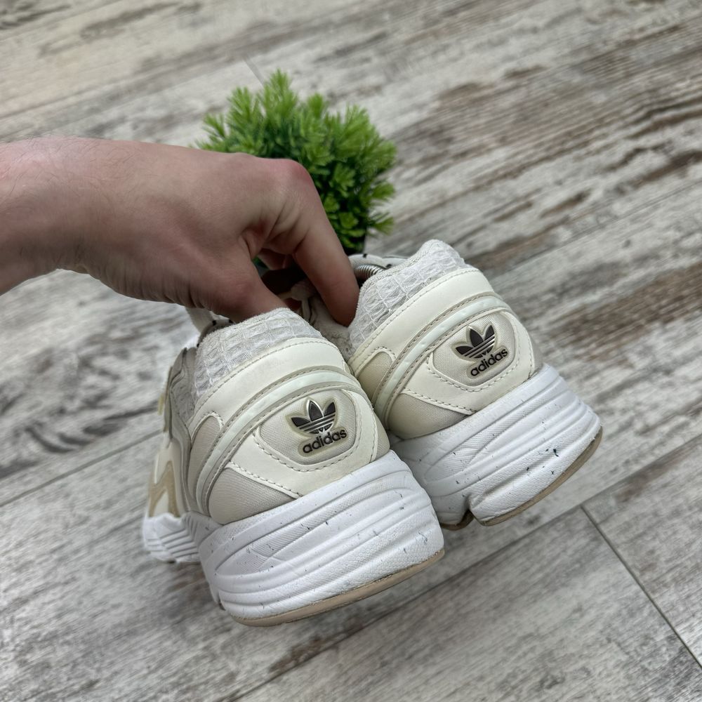 【adidas】アディダス Astir Her Vegan / HQ6670★ユニセックス adidas】アディダス Astir Her Vegan / HQ6670☆ユニセックス