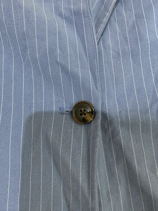 Blazer “Stradivarius” tamanho M azul às riscas brancas