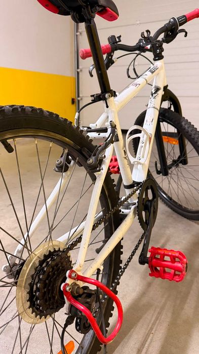Bicicleta Infantil BTWIN Rockrider 300 24” | 6 velocidades | Crianças 9-12 anos | Excelente Estado