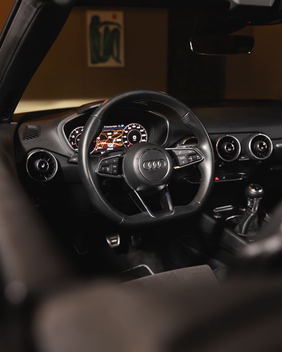 Audi TT 2.0 TFSI S-Line Black Edition