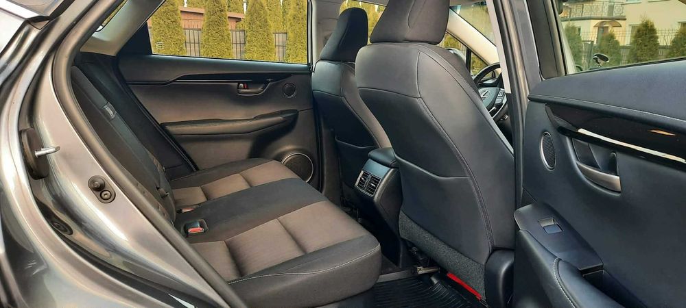 Lexus NX 200T Rok 2015