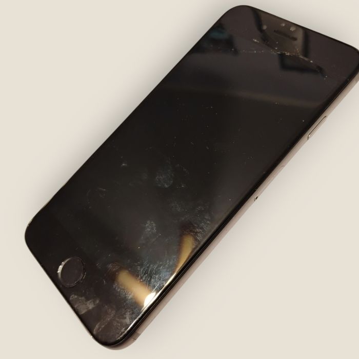 IPhone 6 - zbity lcd.