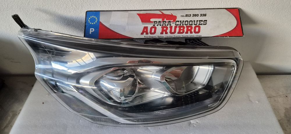 Farol ford transit custom-tourneo direito facelift 2018/2023
