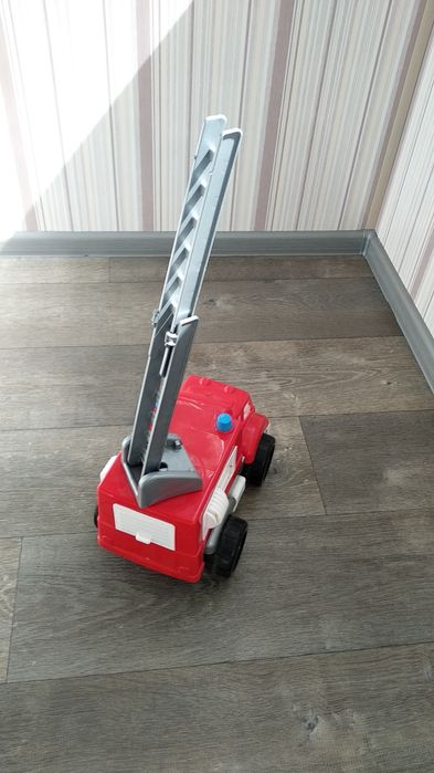 Детская пожарная машина