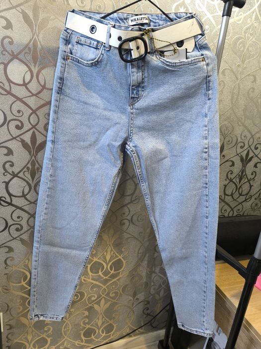 Продам оптом  жіночі джинси моми