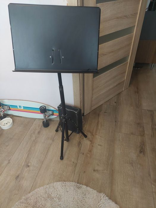 Pulpit/ stojak na nuty