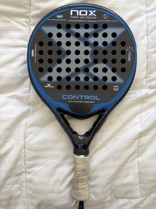 Raquete padel Nox Control + capa transportadora Wilson + protector pul