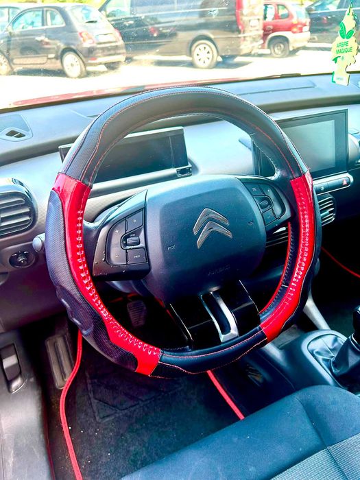 Citroen C4 Cactus puretech chine Pack 1.2 gasolina 173 230 kilomètres. 8000 euros preço negociável. Um bom negócio