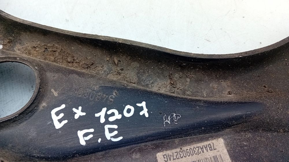 Braço de suspensão frente esquerdo PEUGEOT 308 II